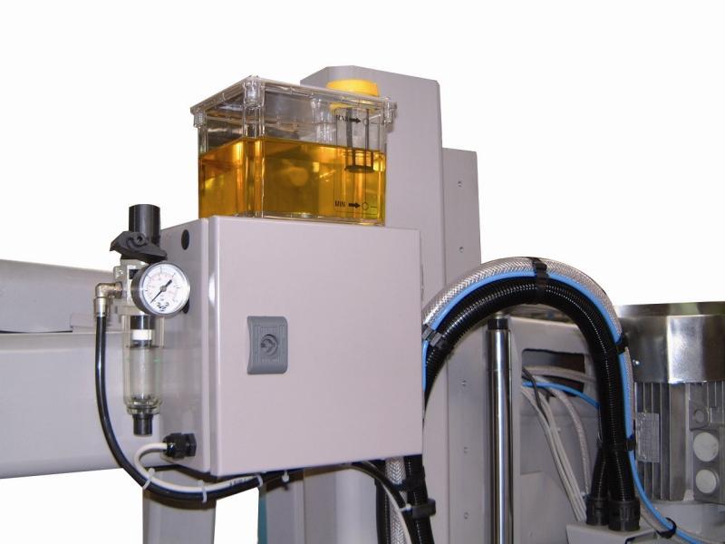 Pila pásová IMET H 800 dvousloupová