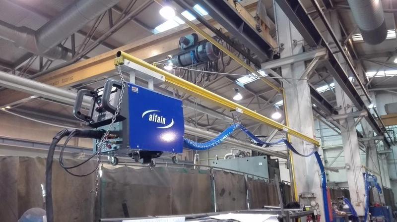 Invertorová svářečka aXe 500 IN GENERATOR  H2O + modul 99 jobů +hořák