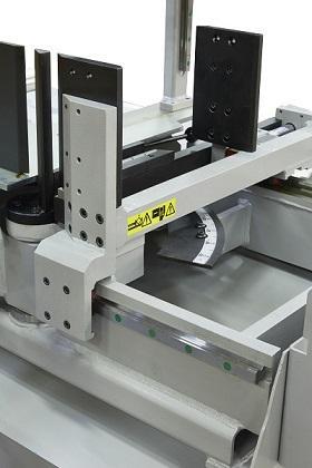 Pila pásová IMET KS 502 dvousloupová