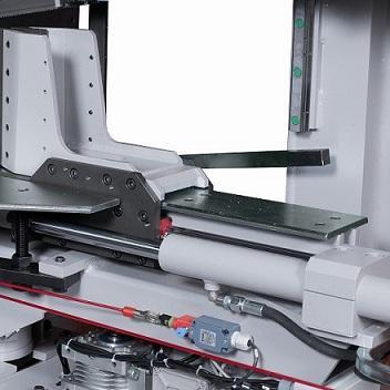 Pila pásová IMET KS 1202 NC dvousloupová CNC