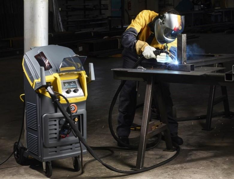 Invertorová svářečka DOGMA 276 Pulse Premium 400V CEA