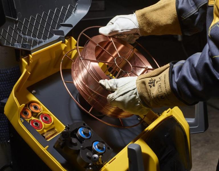 Invertorová svářečka DOGMA 276 W Pulse 400V CEA